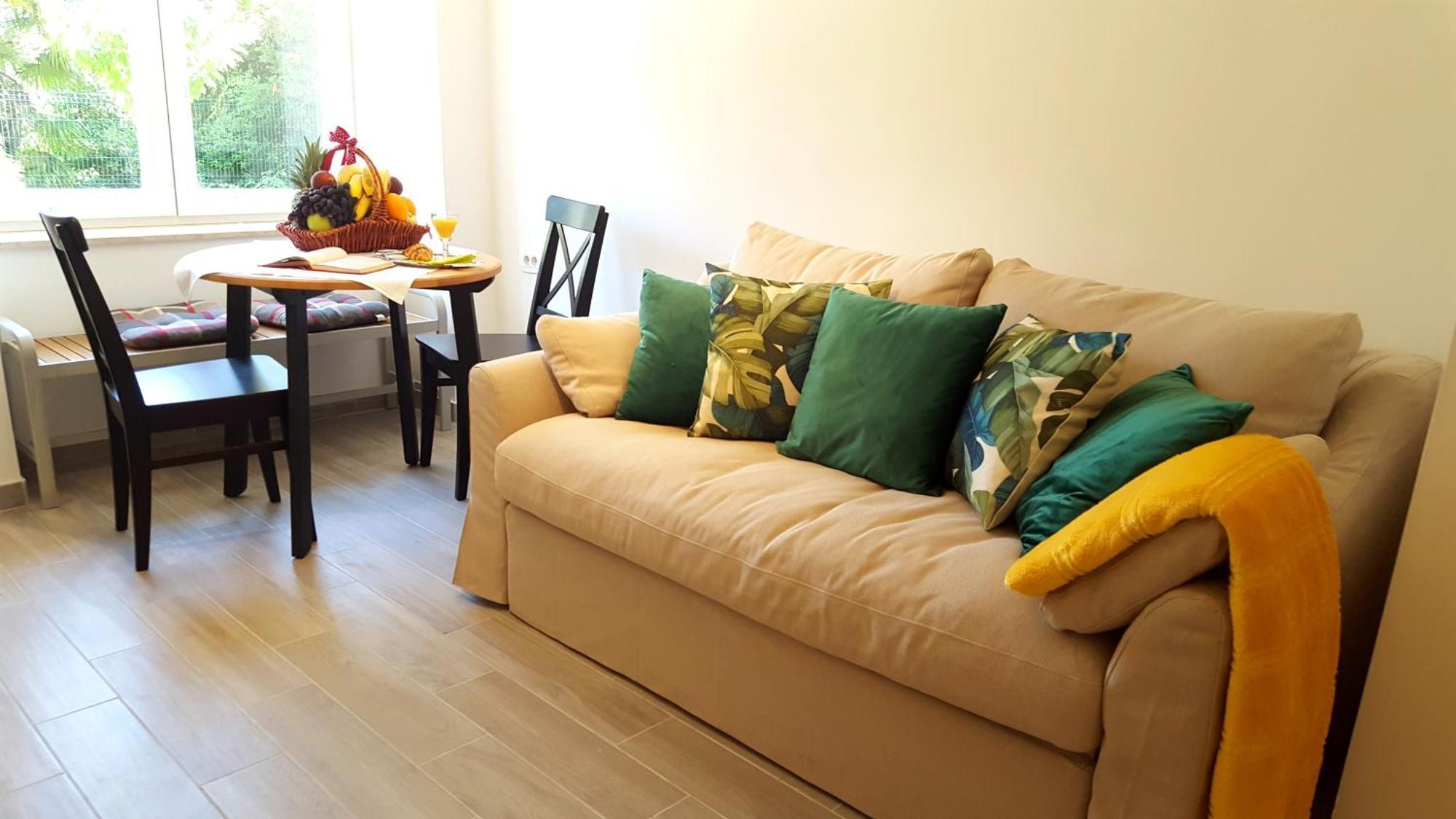 Mary's Garden Apartma *