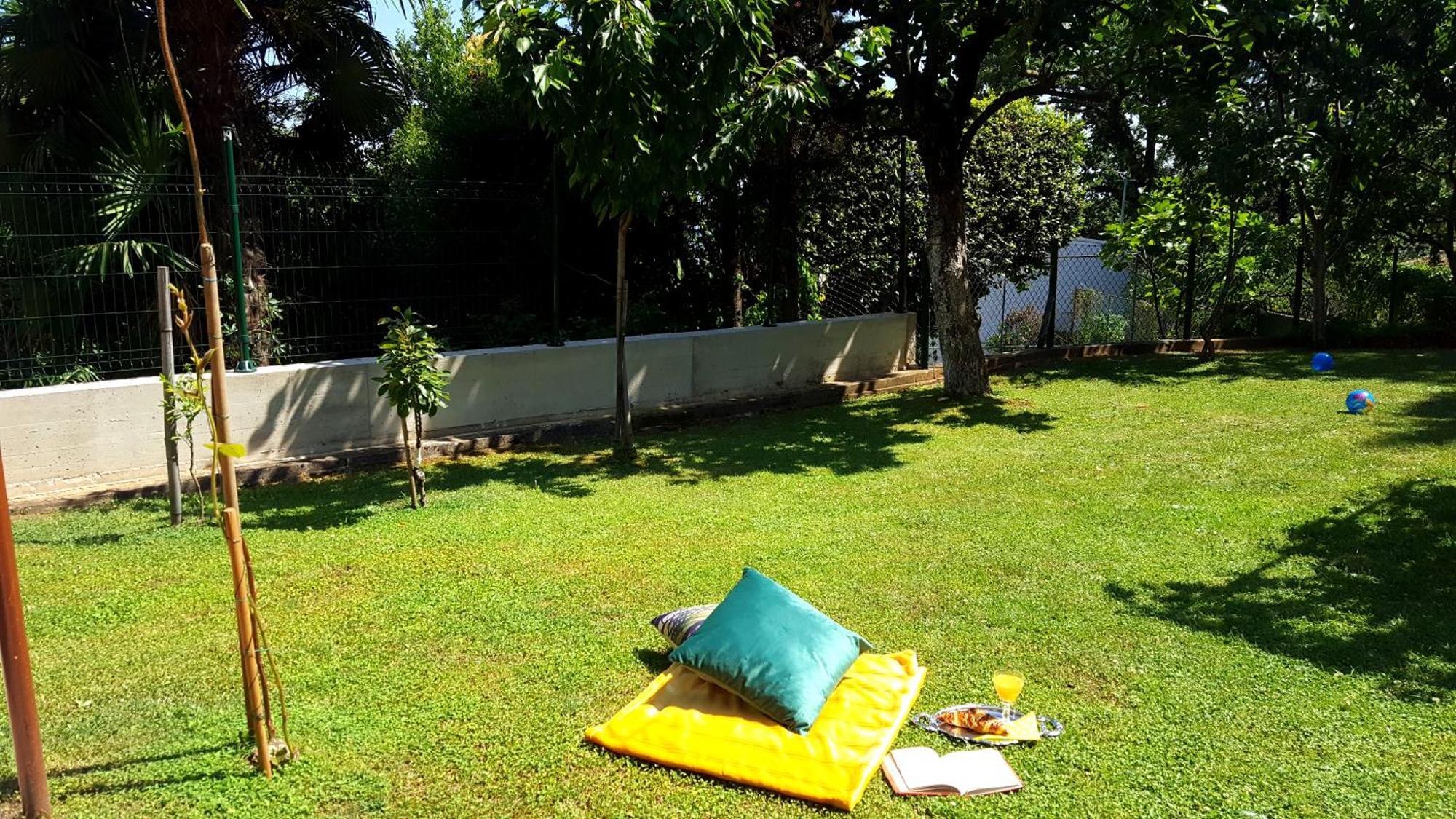 Apartma Mary's Garden *